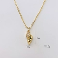 Collana dorata con ciondolo a conchiglia in zirconi e dettagli sulle dimensioni - Stile Conchiglia Pave (#7)