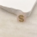 Halskette mit rosa Steinanhänger und goldenem Buchstaben S mit funkelnden Zirkonkristallen - Buchstabe S (Nur Anhänger) / 20x18 mm / Rosa