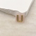 Anhänger aus rosa Naturstein mit goldenem Buchstaben U und glitzernden Kristallen - Buchstabe U (Nur Anhänger) / 20x18 mm / Rosa
