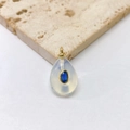 Gros plan détaillé du pendentif en opale en forme de goutte d'eau avec pierre bleue - Pendentif Uniquement (Sans Chaîne) / White Opal (Blue)