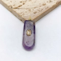 Détail d'un pendentif en améthyste violette avec incrustation de zircon doré sur pierre - Pendentif Uniquement (Sans Chaîne) / Améthyste