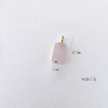 Roze kwarts cilindrische hanger met gouden metalen oogje en afmeting 17,7x7,4 mm - Rozenkwarts Cilindrische Stijl (#8 Rose Quartz)