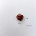 Gepolijste hartvormige rode agaat steen hanger met gouden oog en 13,7 mm maat - Indiase Agaat Hart Stijl (#25 India Agate)