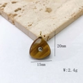 Pendentif triangle en pierre oeil de tigre avec zircon doré, mesurant 20mm par 15mm - Pendentif Uniquement (Sans Chaîne) / Oeil de Tigre