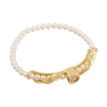 Freshwater pearl bracelet with a gold twisted metal centerpiece and square gemstone - Glass Bead & Zirconia Bracelet (SL-149DY01)
