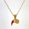 Collana con ciondolo a forma di Babbo Natale in finitura dorata per le feste natalizie - Lettera P