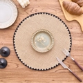 Mantel individual redondo de yute natural con encaje de ganchillo negro decorado - Diámetro 30cm / Yute Natural con Borde Negro