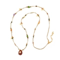 Collana lunga artigianale con perline, pendente in agata naturale e dettagli dorati - Stile Pietra Naturale (XL-1213DY01-1)