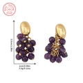 Pendientes de racimo de uva morada minimalistas con aguja de plata 925 y acabado oro - Púrpura