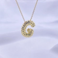 Minimalistische Goldkette mit texturiertem Großbuchstaben G Anhänger an Gliederkette - Gold G