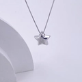 Silberne Stern-Halskette mit funkelndem Buchstaben A und eleganter venezianischer Kette - Silber A
