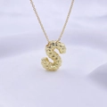 Elegante goldene Halskette mit S-Buchstaben-Anhänger, Hammerschlag-Optik und feiner O-Kette - Gold S