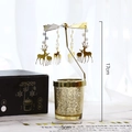 Eleganter goldener drehbarer Kerzenhalter mit Rentier-Anhängern und Glasbecher - Doppelhirsch Stil (J) / Gold