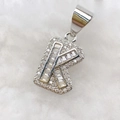 Silberner Buchstabe K Anhänger mit Baguette-Schliff und runden Zirkonia-Steinen - Nur Anhänger (Ohne Kette) / Silber K