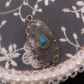 Oval green aventurine pendant with turquoise accent in vintage bohemian style gold setting - 16x36mm, 4g / Labradorite