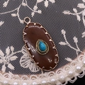 Oval brown agate pendant with turquoise inlay and gold scalloped metal edge - 16x36mm, 4g / Gold Sandstone