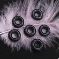 Perle a ciambella in pietra nera lucida con venature di marmo naturale per gioielli DIY - 16mm, Foro 6mm / Howlite a Linee Nere