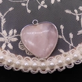 Hartvormige rozenkwarts hanger met verzilverde metalen rand voor doe-het-zelf sieraden - 26x28mm, 7g / Rozenkwarts
