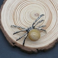 Vintage spider pendant with silver metal and round yellow tiger eye stone on wood base - 34x47mm / Topaz