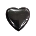 Macro shot of polished heart-shaped black agate stone with glossy finish for DIY jewelry - 20mm / Obsidian
