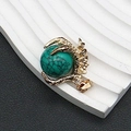 Colgante de garra de dragón dorado con cuenta de turquesa verde en base blanca - 25x31mm, 15g / Turquesa