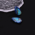 Makroaufnahme von tropfenförmigen Kaiserjaspis-Anhängern mit blauen Adern für DIY-Schmuck - 15x25mm / Nr. 7 (Dunkelblau)