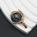 Colgante garra de dragón dorada con una esfera de piedra natural de obsidiana nevada - 25x31mm, 15g / Obsidiana copo de nieve
