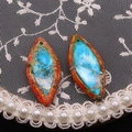 Colgantes de piedra turquesa imperial en corte marquesa azul brillante y naranja - Talla 17