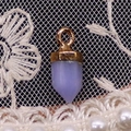 Pendente esagonale in quarzo lavanda con cappuccio dorato lucido e asola di sospensione - 6x14mm / Agata Viola Sintetica