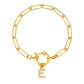 18K gouden paperclip ketting armband met een ronde veersluiting en kristallen letter E hanger - Letter E