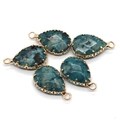 Lot de cinq pendentifs goutte en pierre d'amazonite avec monture en métal doré - Pierre Texturée Bleu-Vert (No.7)
