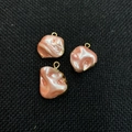 Three baroque pearl pendants in pink with golden metal edges for DIY necklace jewelry - Nude