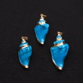 Colgantes de concha teñidos en azul oscuro con bordes chapados en oro en forma de caracol - Pieza Única / Royal Blue (No. 5)