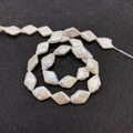 Perles de culture d'eau douce baroques blanches 10x15mm en forme de losange pour bijoux - 10x15mm