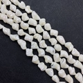Unregelmäßige cremeweiße Muschelperlen mit natürlichem Glanz für DIY-Halsketten-Schmuck - 12-13mm / Milchweiß