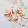 Perlas barrocas champagne únicas en forma de rama con brillo para joyería artesanal - Estilo Rama Semi-perforada / Rosa