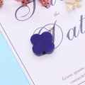 Donkerblauwe klaversteen hanger met zilveren sluiting en gedroogde bloemen - Lapis Lazuli Kleur Stijl 1