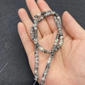 Perle in pietra marmorea bianca e nera piatte per creazione di gioielli e collane - 2x4mm / Pietra della rete nera