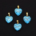 Set di quattro ciondoli a cuore in turchese blu con filo d'oro per collane fai da te - Solo Pendente (Senza Catena) / Turchese Blu