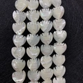 Natuurlijke parelmoer hartkralen met gesneden textuur voor het maken van DIY sieraden - Gegraveerde Stijl (Nr. 52) / 12mm / AB Wit
