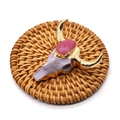 Pendentif tête de taureau avec résine violette et cristal druzy fuchsia doré - Base violette avec strass rose rouge (N° 7)