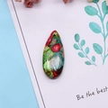 Gros plan d'un pendentif en jaspe sédimentaire en forme de goutte pour bijoux DIY - Style Sédiment Marin Multicolore (12)