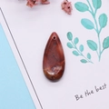Pendentif goutte en pierre naturelle brun-rouge avec texture marbrée et trou de montage - Style Marbré Brun Rouge (8)