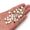Cuenta de concha blanca con árbol de la vida dorado para joyas y collares DIY - Árbol de la vida / 6mm (20 Piezas)