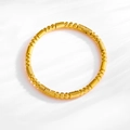 Eleganz 18k vergoldetes Titanstahl Armband mit strukturierten Perlen und Gliedern - Gold Texturierte Dreifach Perlen