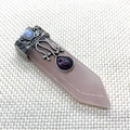Rose quartz hexagonal pillar pendant with vintage hollowed silver metal cap - Sword Shape (1011-T201118002) / Rose Quartz