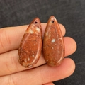Ciondolo a goccia in diaspro imperiale rosso per la creazione di gioielli fai da te - Texture Maculata Rosso Mattone (N. 7) / 15x23mm