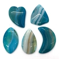 Fünfteiliges Naturstein-Achat-Anhänger-Set in Herz-, Mond- und Geometrieformen - Blau gestreifter Achat / 35-55mm (5 Stück)