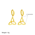 Pendientes triangulares de nudo irlandés dorado con perlas y longitud de 2,1 cm - Pendientes
