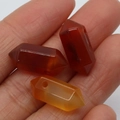 Gepolijste rode carneool zeshoekige punt hangers voor DIY sieraden maken - 8x20mm / Rode agaat